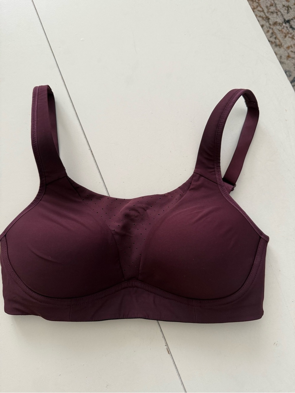 Lululemon High Support Sports Bra Dark Burgundy Size 32D Deep Plum NEW!